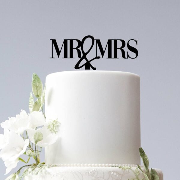 Mr and Mrs Cake Topper in Black acrylic on a 1 tier wedding cake